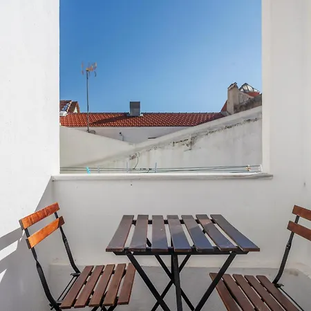 16 2 - Lisbon City Balcony Exterior photo